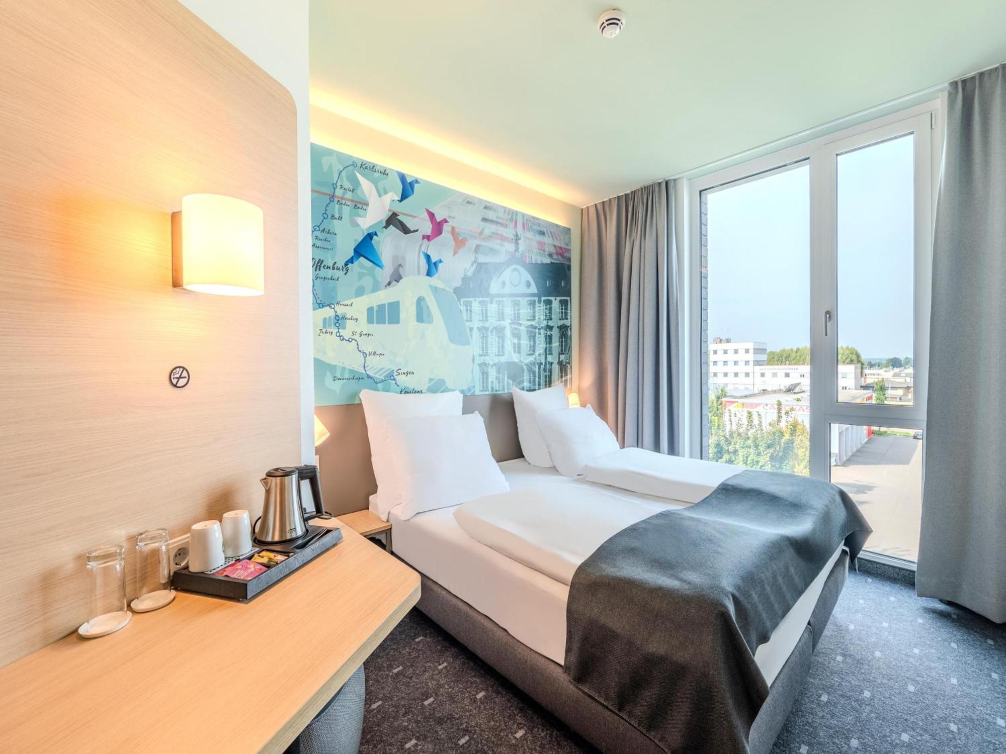 B&B Hotel Offenburg-Hbf Eksteriør bilde