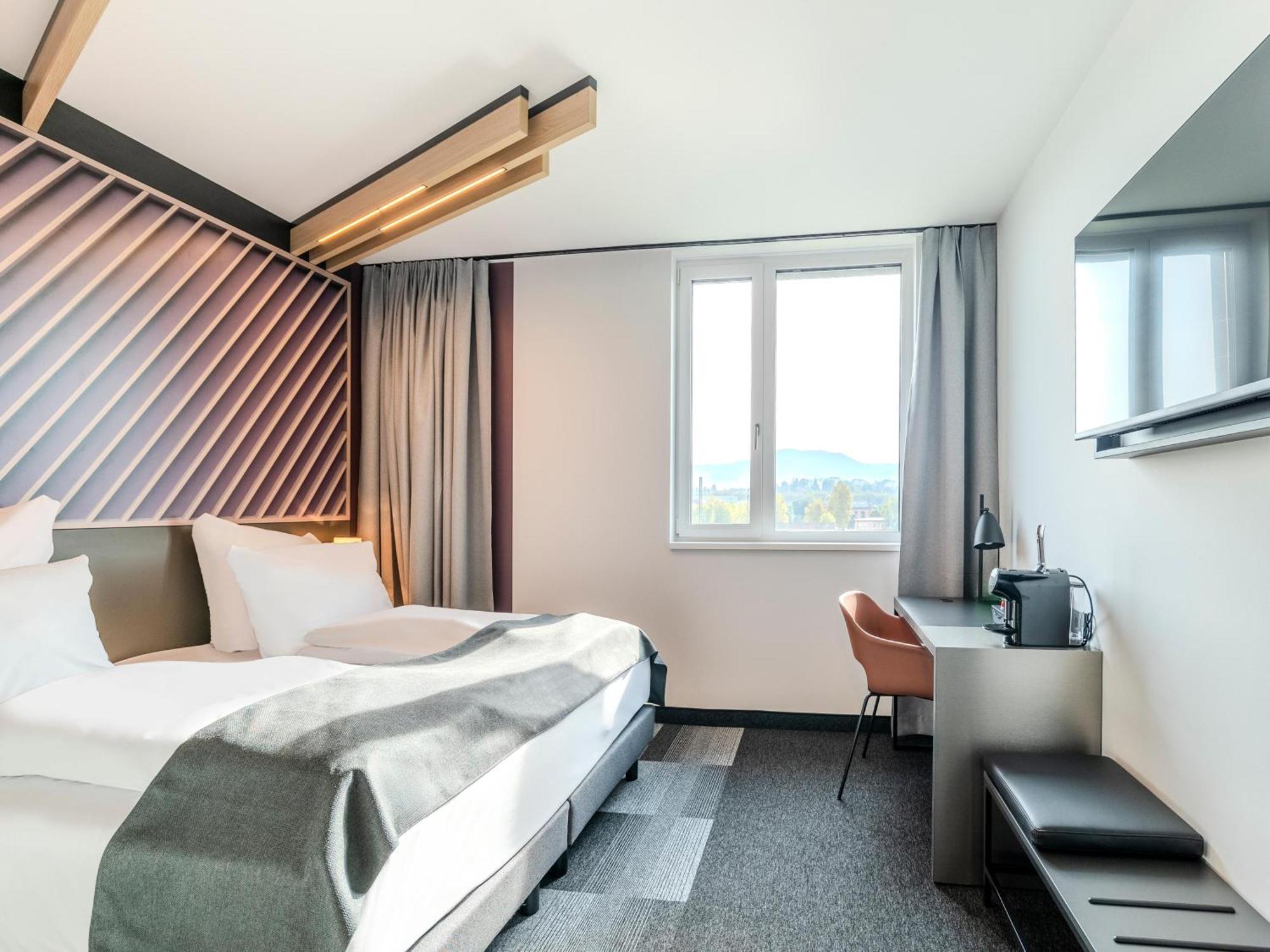B&B Hotel Offenburg-Hbf Eksteriør bilde