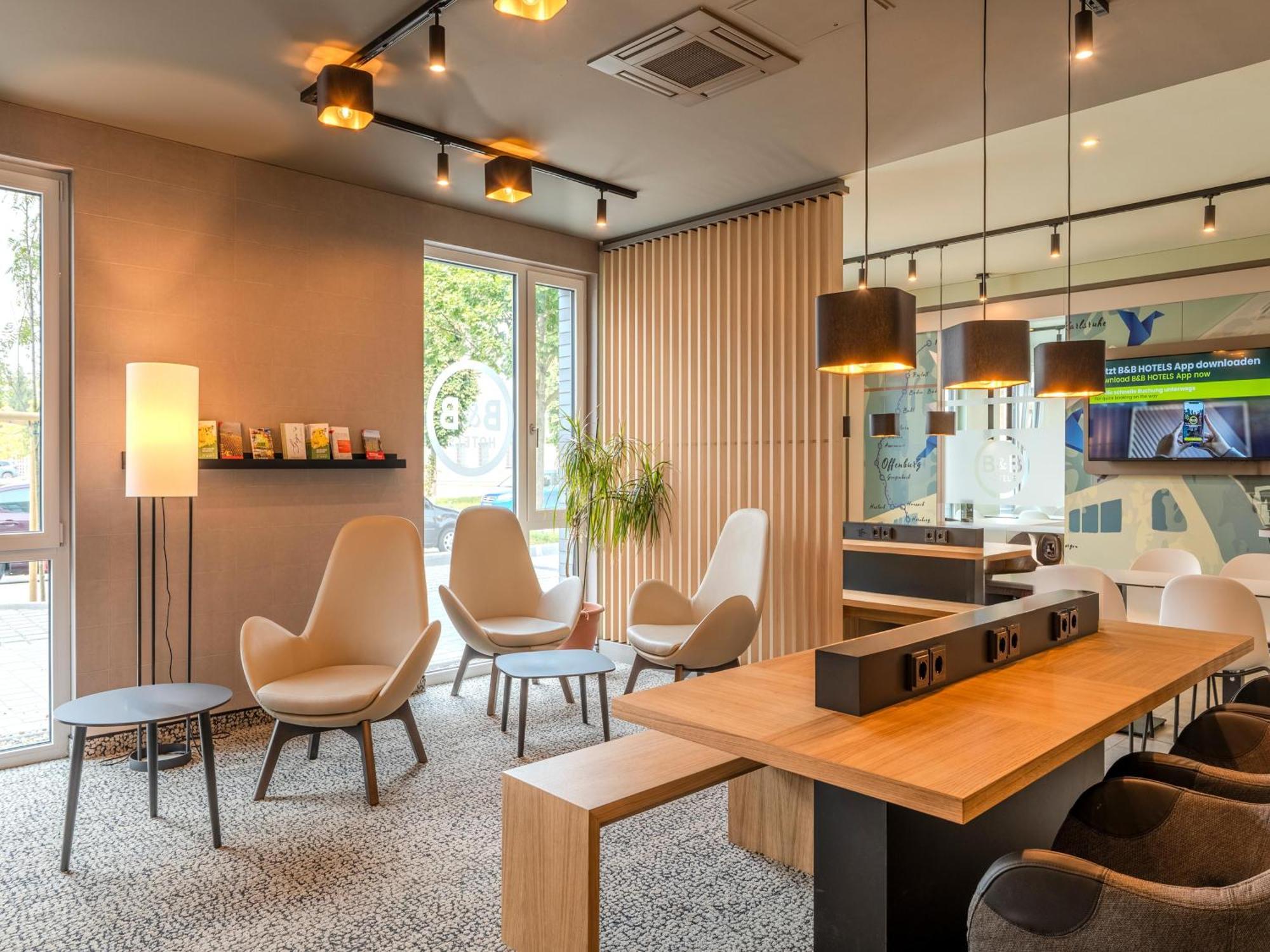 B&B Hotel Offenburg-Hbf Eksteriør bilde